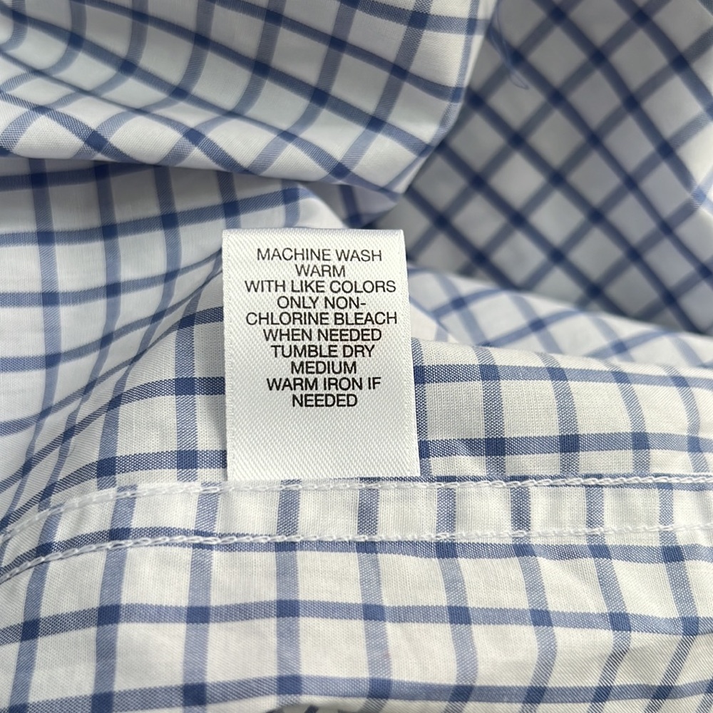 Roundtree & Yorke Checked Woven Robe - Picture 9 of 11